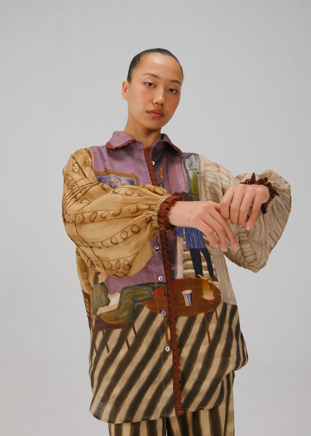 MOIRA SHIRT-Living Room