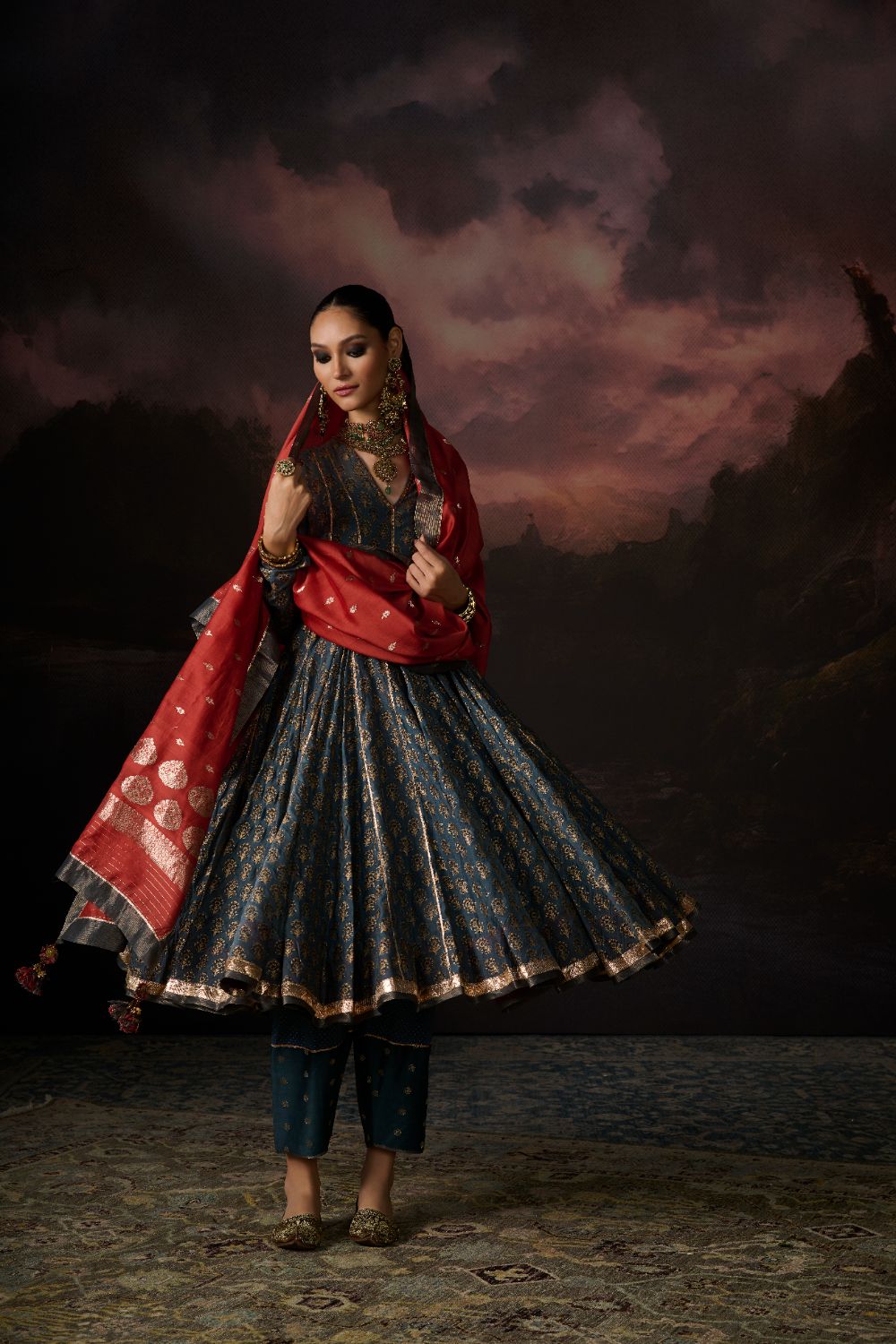 MONA DUPATTA