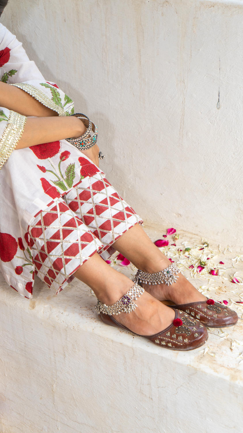 Saundh Red and White hand block printed mughal boota salwar set