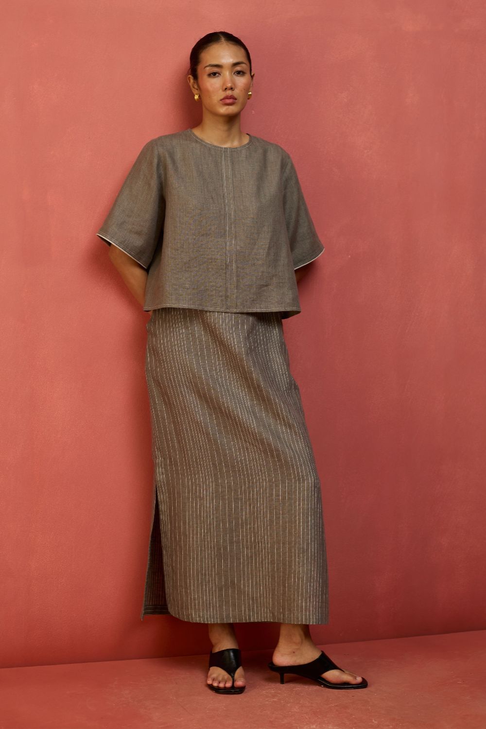 Mariko Crop Linen Top - Grey