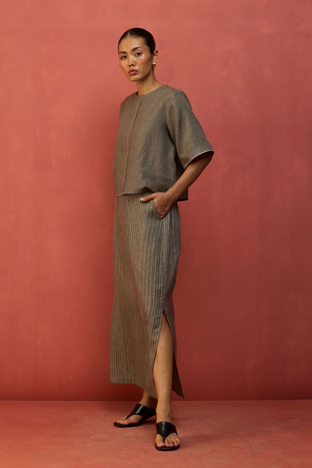 Mariko Crop Linen Top - Grey