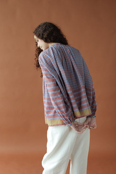 Akira-Two toned checks Top