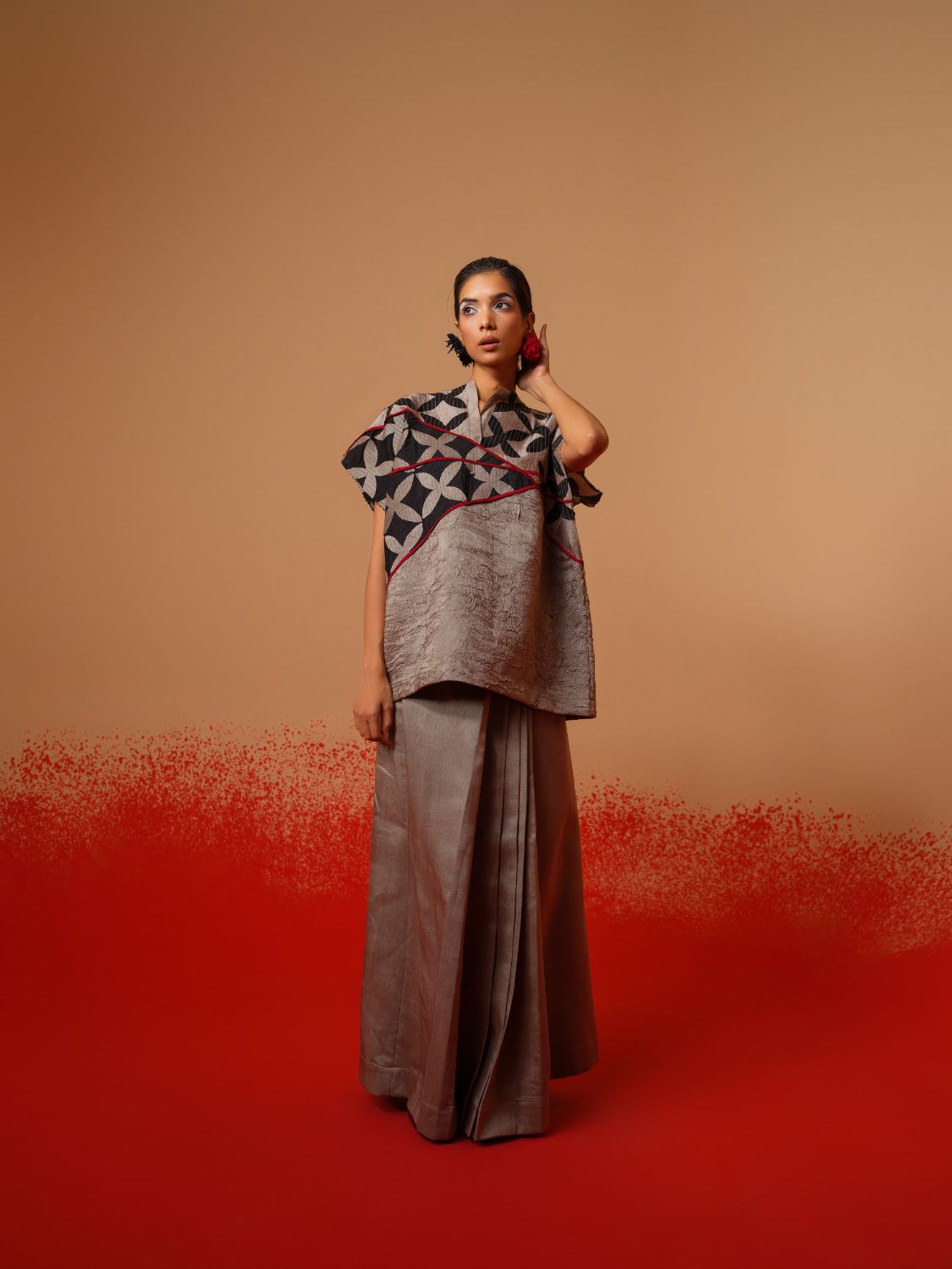 Mist Top-Grey + Black + Red