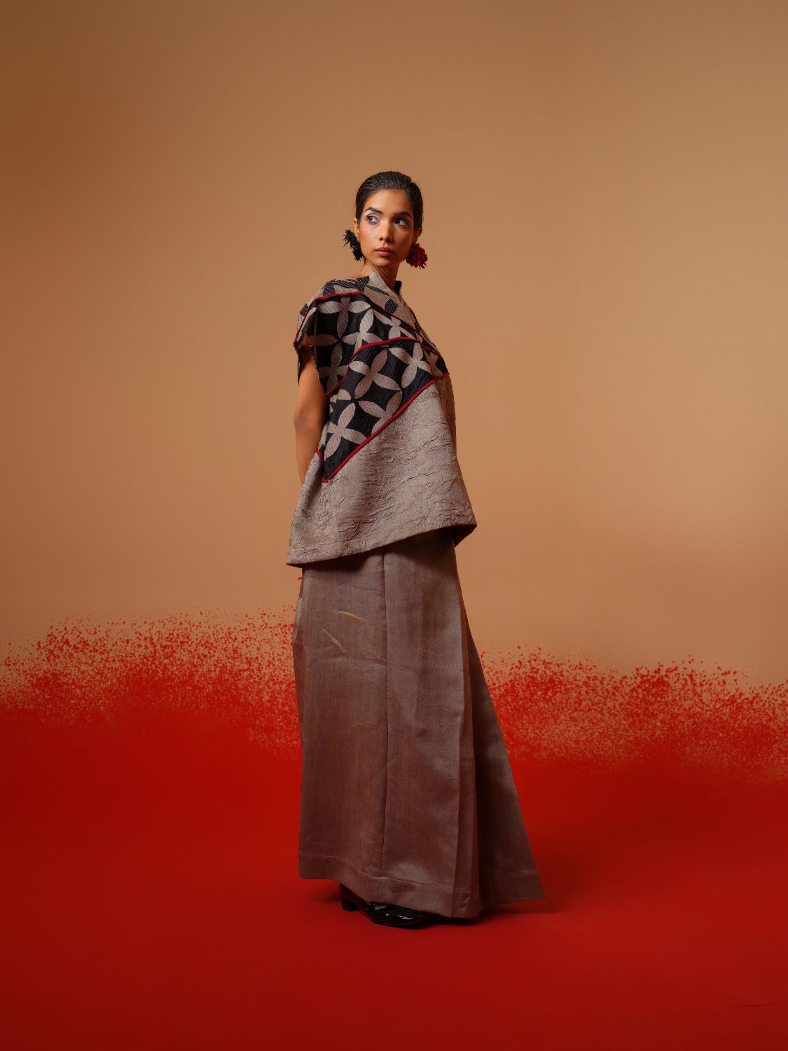 Mist Top-Grey + Black + Red