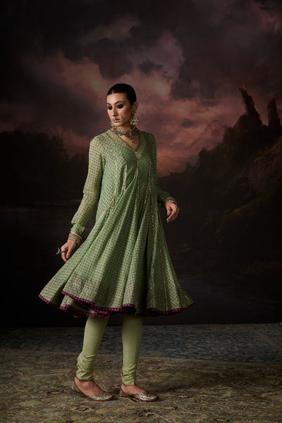 NAAZ CHURIDAR