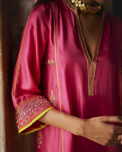 Nadira Hot Pink Silk Butti Back Yoke Kurta Set