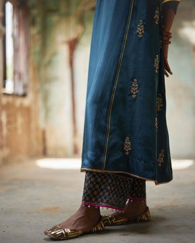 Nadira Teal Silk Butti Back Yoke Kurta Set