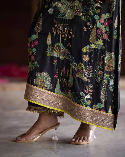 Nadira Black Kurta Set