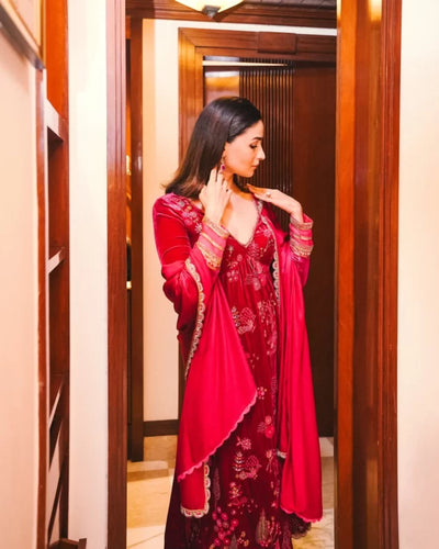 Nadira Jester Red Alia Velvet Set