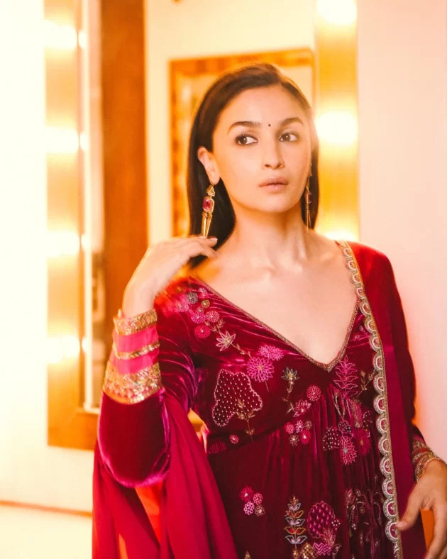 Nadira Jester Red Alia Velvet Set