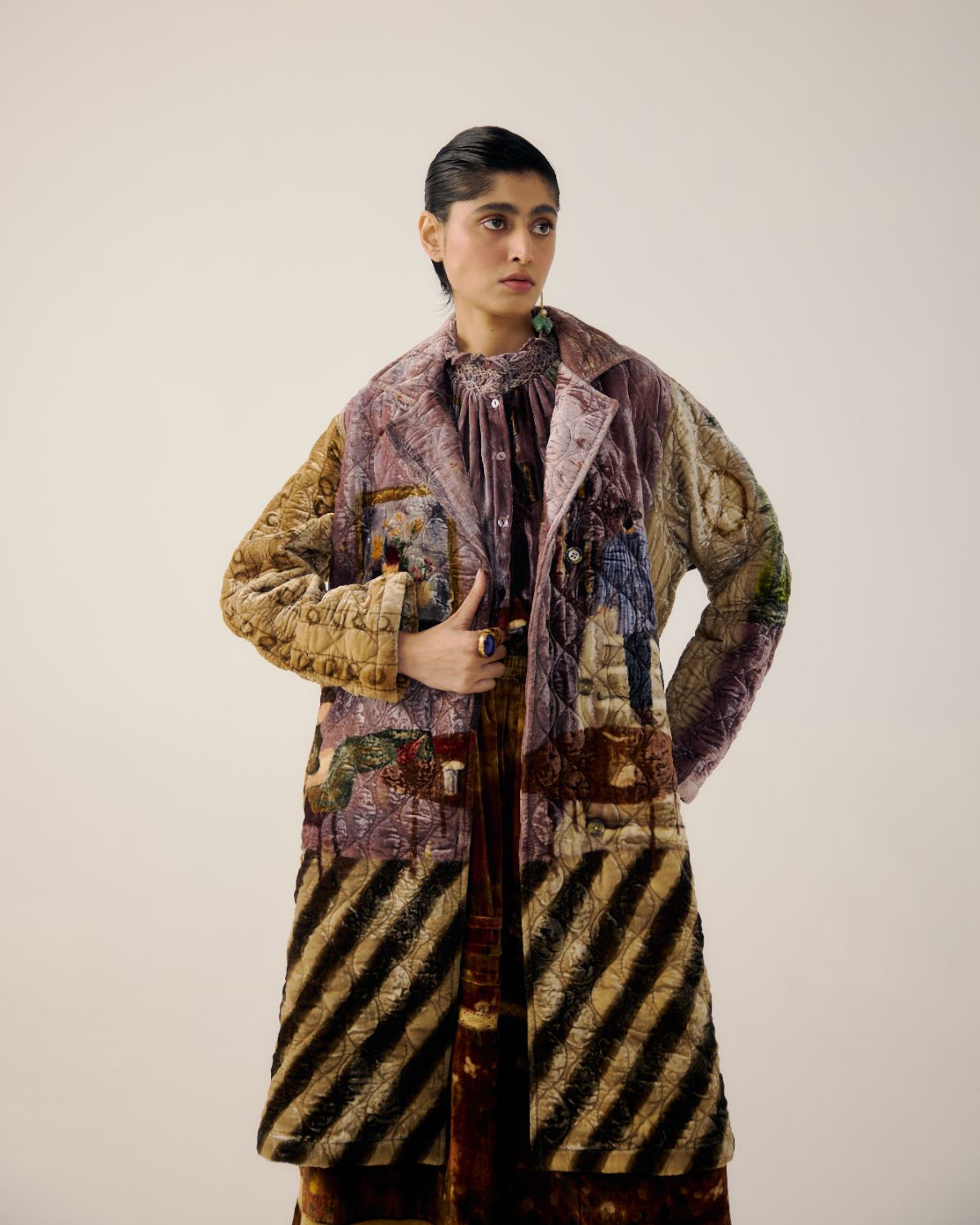 NORMA JACKET-Living Room