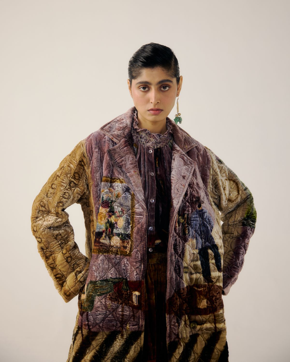 NORMA JACKET-Living Room