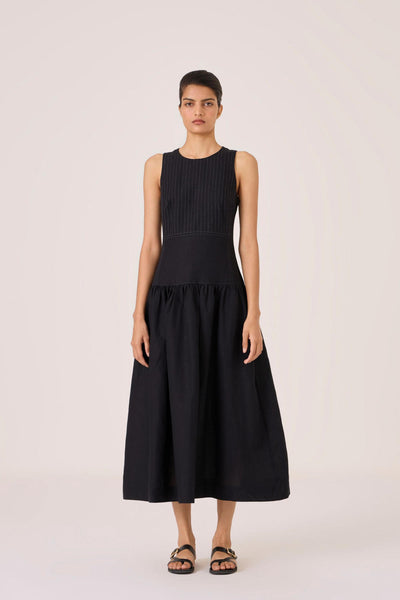 Nuwan Black Quilted Dress
