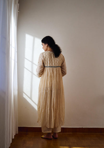 Nyla ivory kurta set