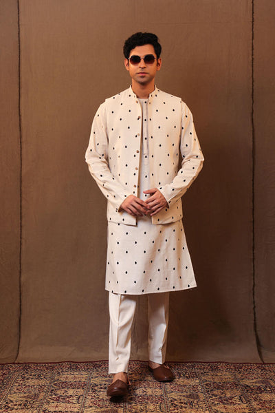 Off-White EMB Spade Kurta Bandi Set (4 PCS)