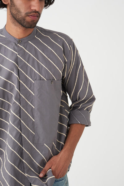 DIAGONAL EMB. SHIRT  - GREY