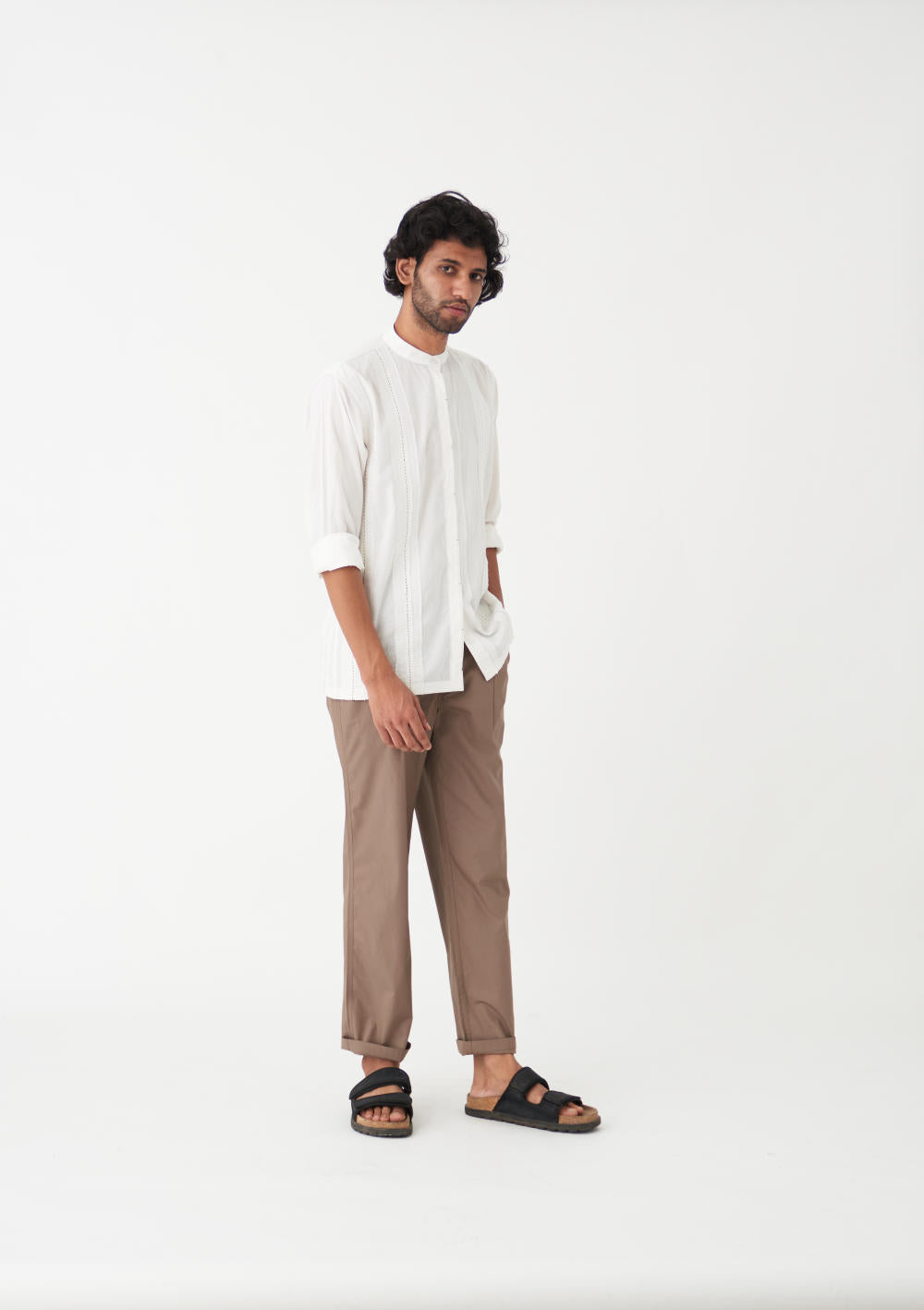 CEDAR EMB. SHIRT - WHITE