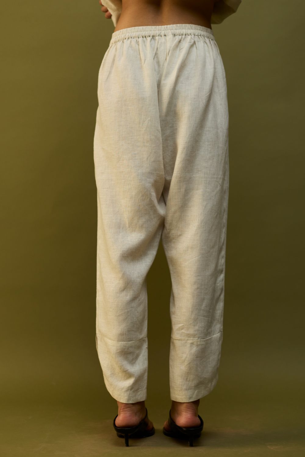 Ikis Overlapping Hem Linen Pants - Off White