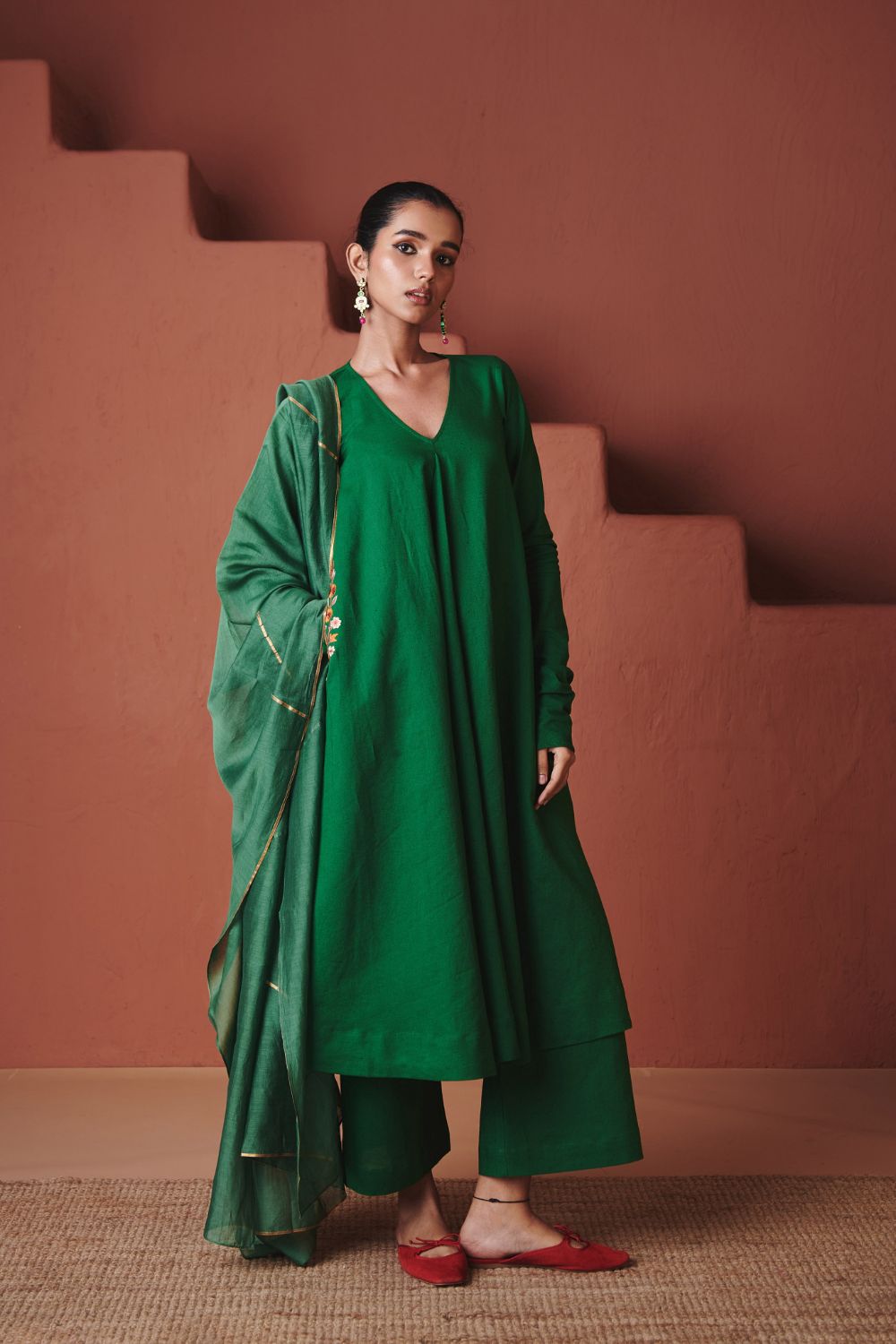 Paan Co Linen Embroidered Pocket Kurta Set with dupatta