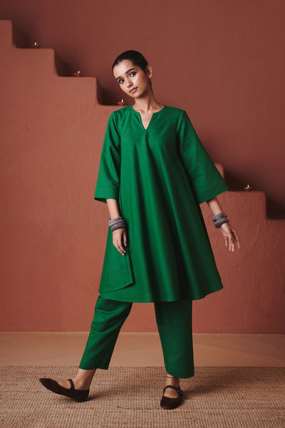 Paan Co Linen Pheran Kurta Set