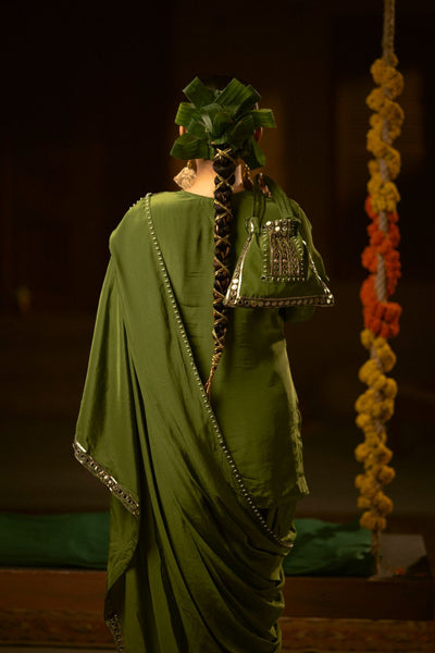 Sunira Green Chamak Potli- Mehendi