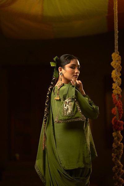 Sunira Green Chamak Potli- Mehendi