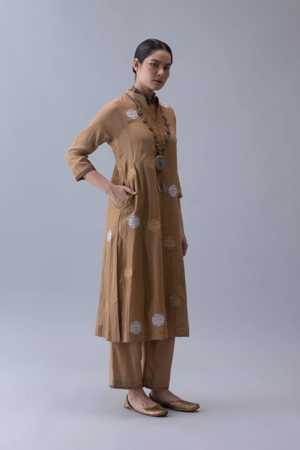 Qin Kurta-Beige
