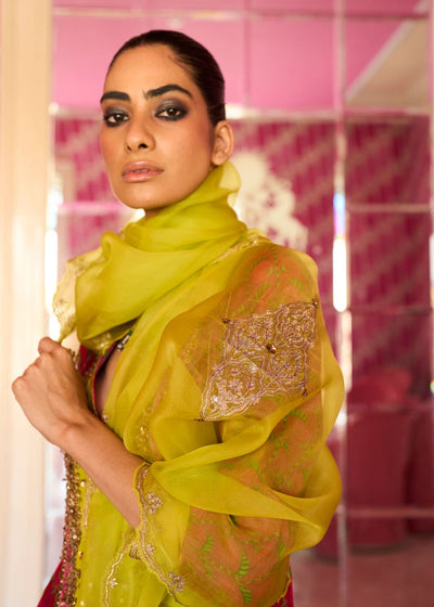 Retro Raani Red Silk Yoke Kurta Set
