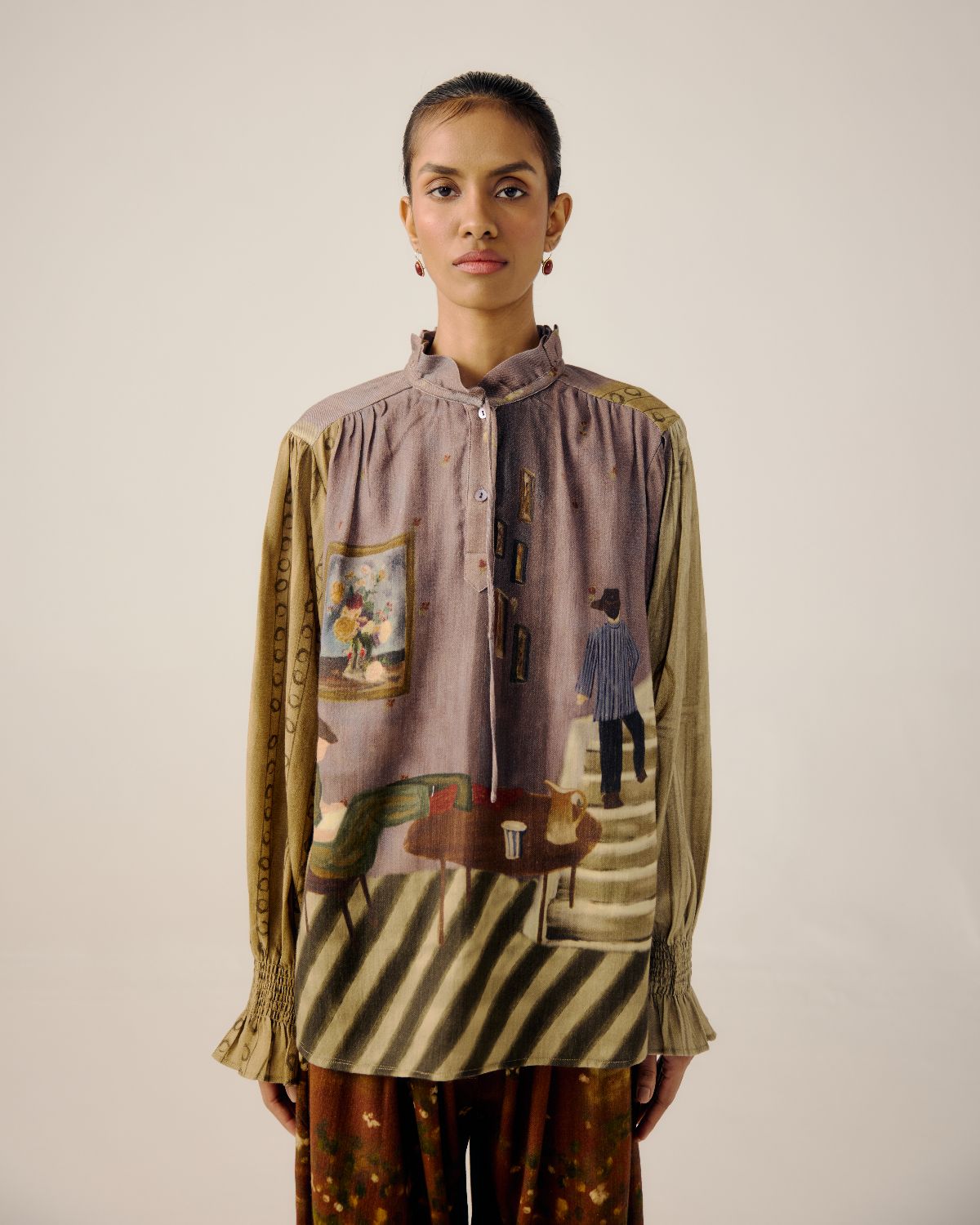 RUFFLED TOP-Living Room