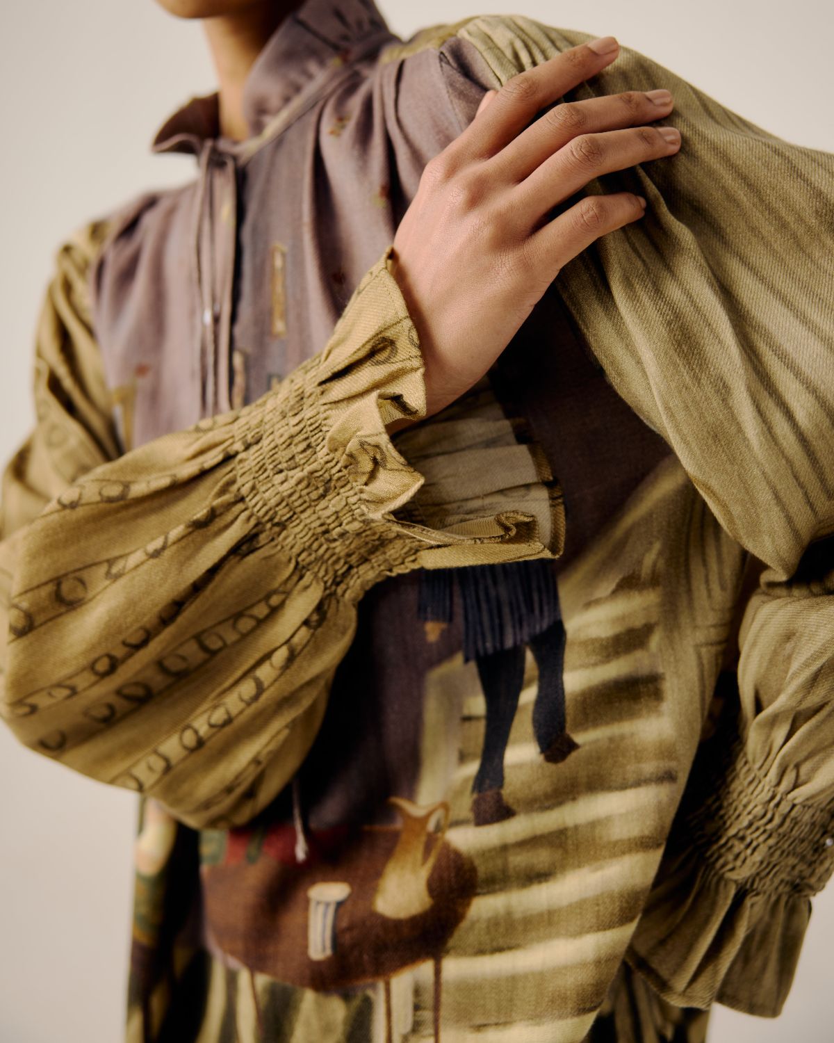 RUFFLED TOP-Living Room