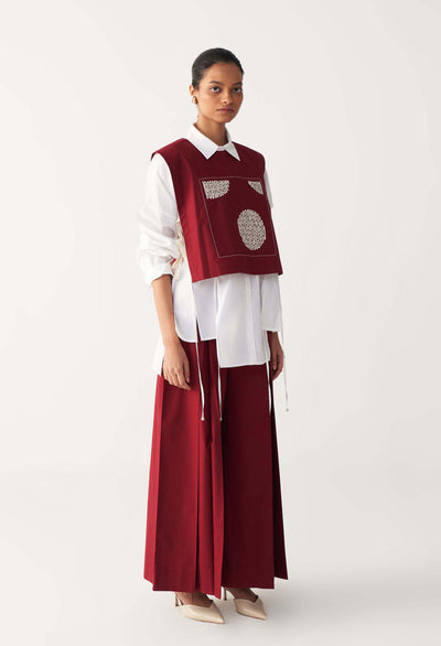 PATCH EMB. OVERLAY-MADDER RED