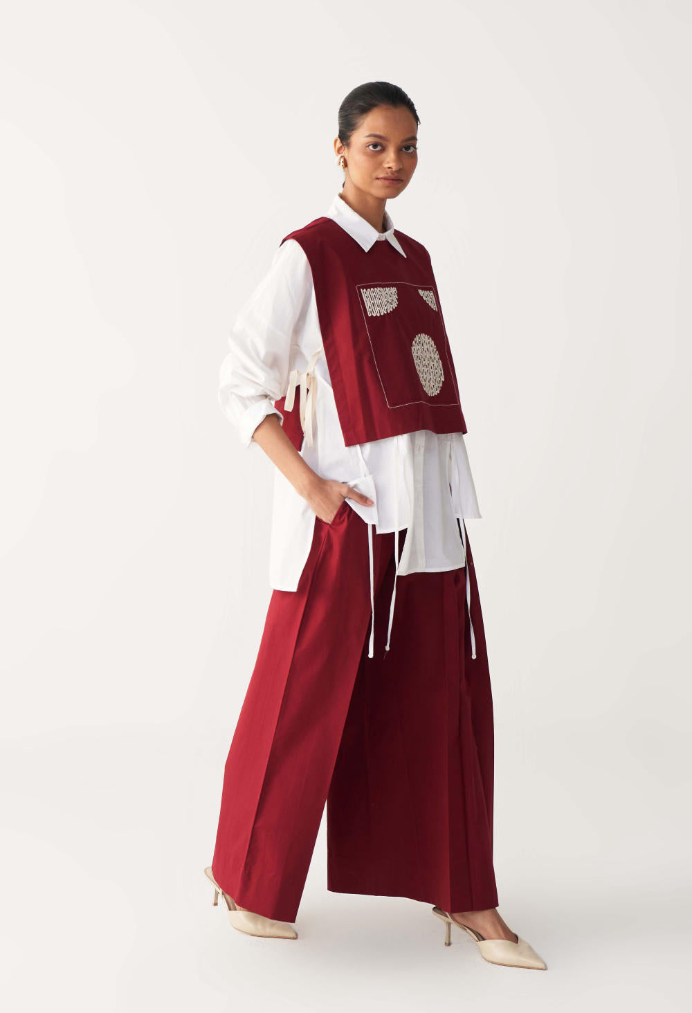 PATCH EMB. OVERLAY-MADDER RED