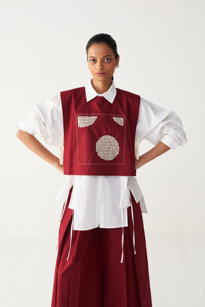 PATCH EMB. OVERLAY-MADDER RED