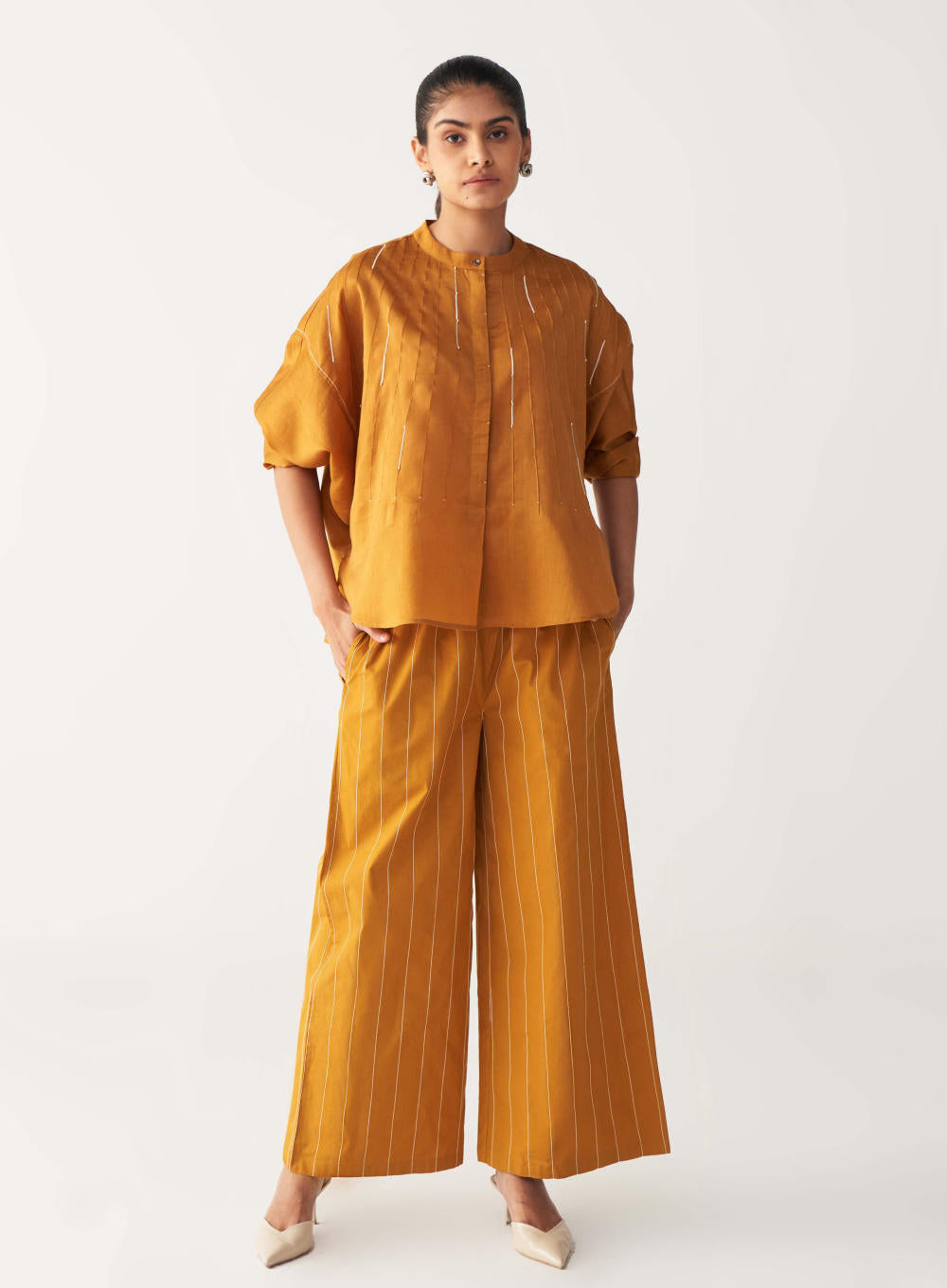 PINTUCK BAT SLEEVE TOP-MUSTARD