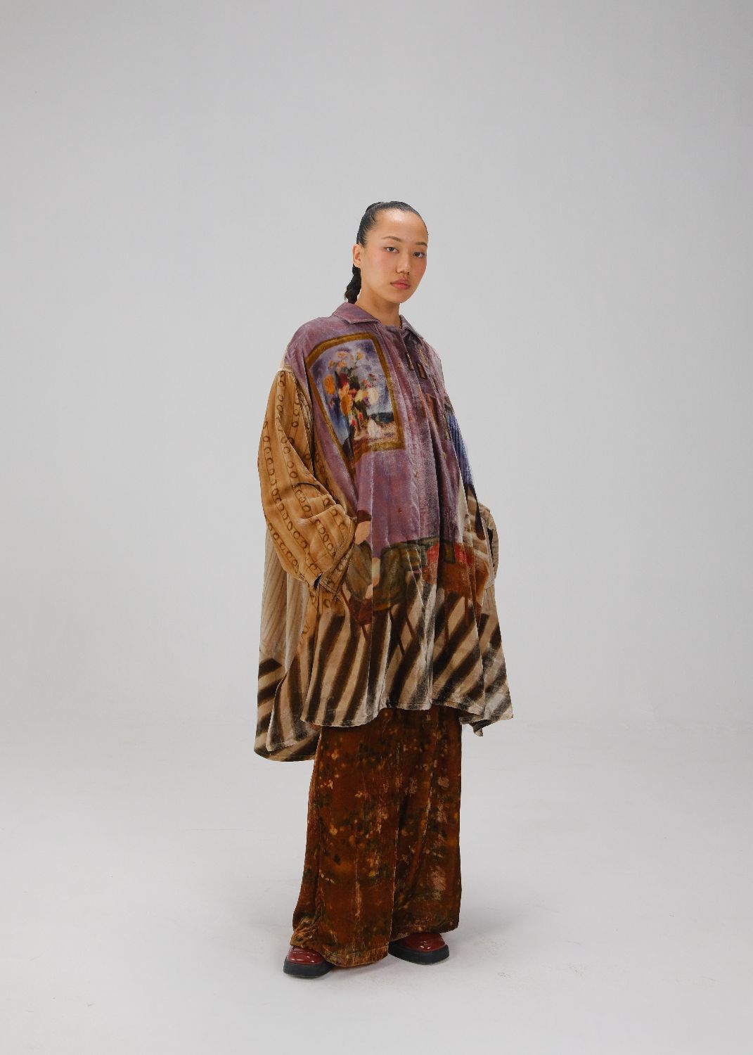 SEOUL OVERCOAT-Living Room