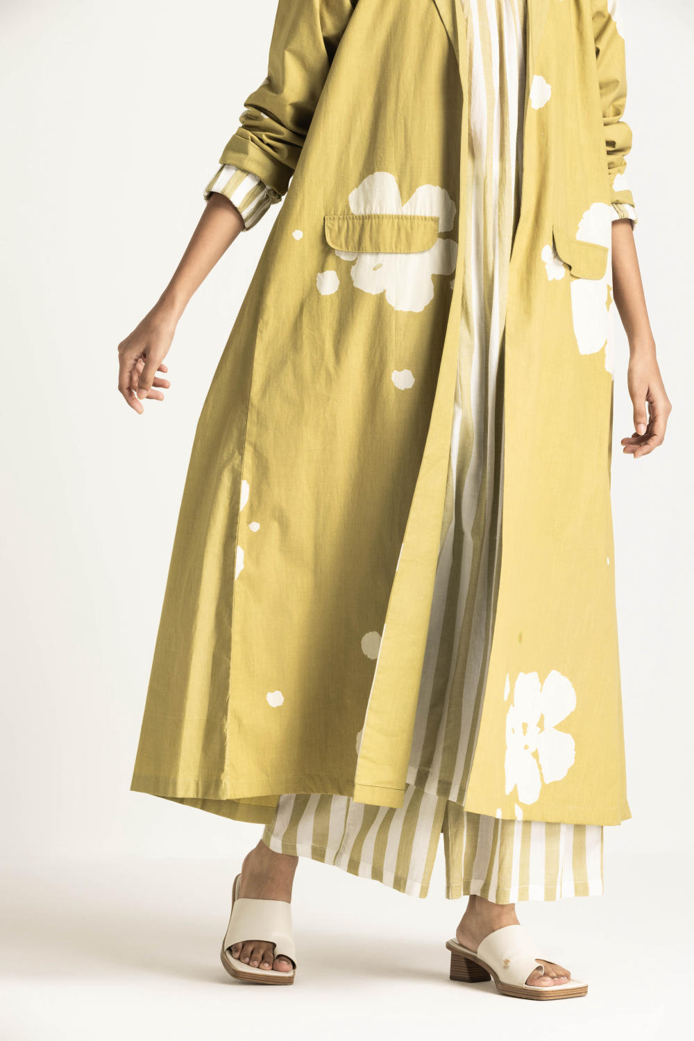 FLORAL BACK PLEAT JACKET CO ORD (SET OF 3) - MOSS GREEN