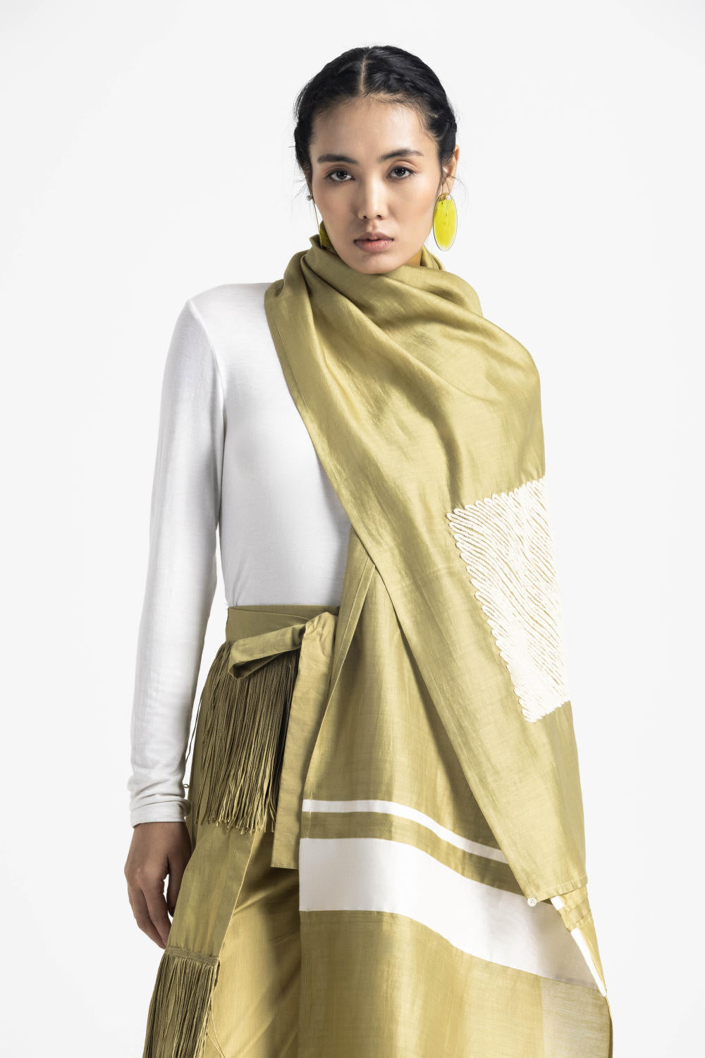 SQUARE EMB. SCARF