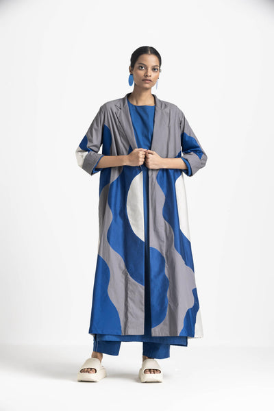 FLORAL APPLIQUE JACKET - ELECTRIC BLUE