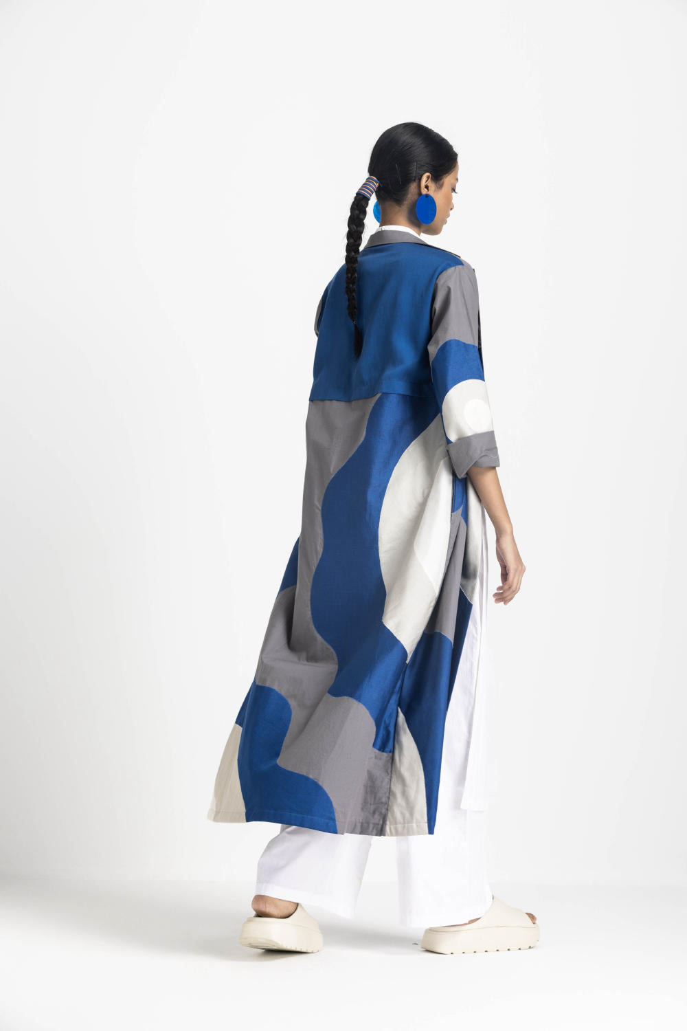FLORAL APPLIQUE JACKET - ELECTRIC BLUE