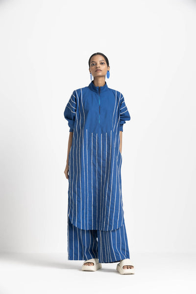 U-YOKE EMBROIDERED TUNIC - ELECTRIC BLUE