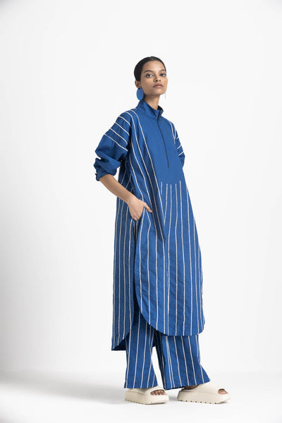 U-YOKE EMBROIDERED TUNIC - ELECTRIC BLUE