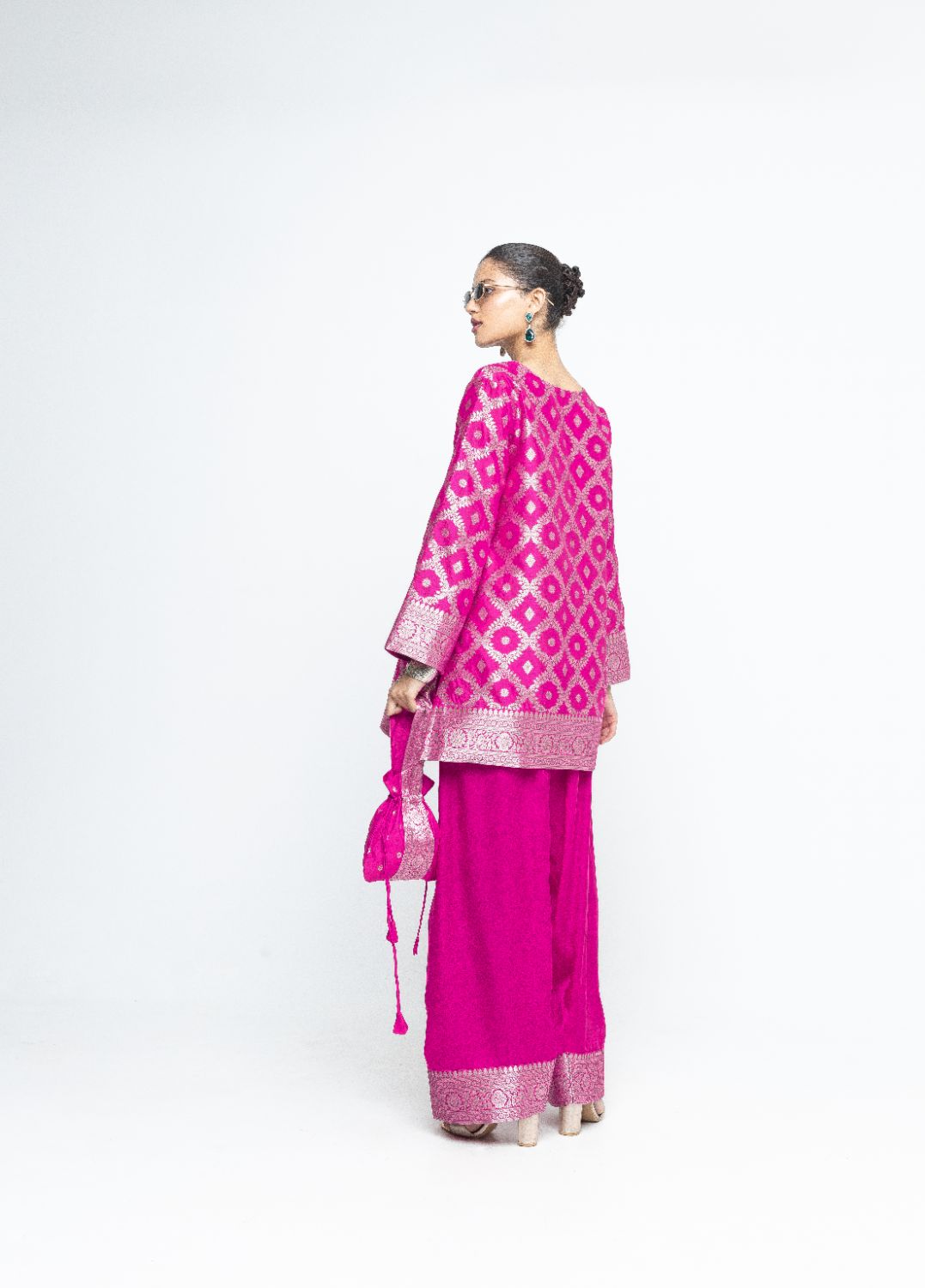 Seerat - Brocade Jaal Silk Kurta with Farshi set - Pink