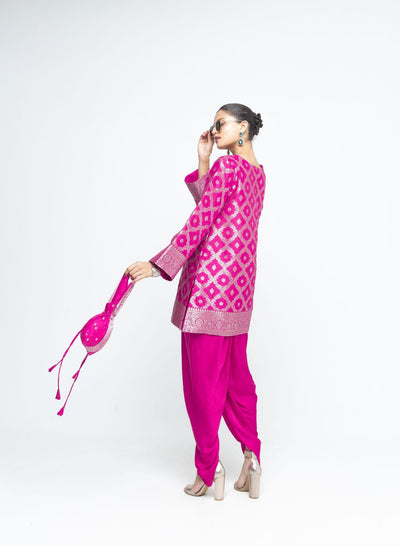 Heer - Pink Brocade Jaal Kurta with Dhoti - Pink
