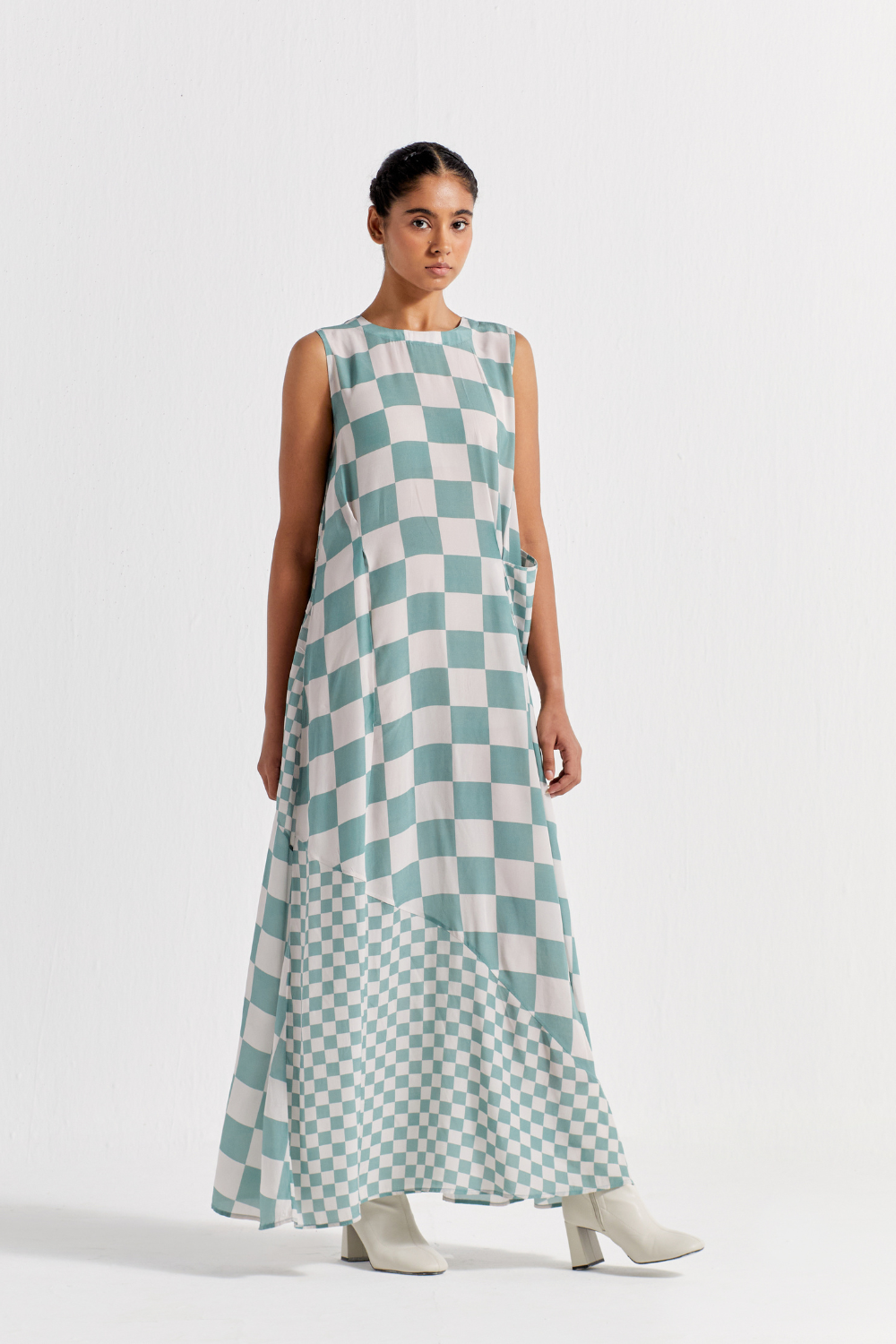 SLEEVELESS ASYMMETRIC DRESS CO-ORD (SET OF 2)