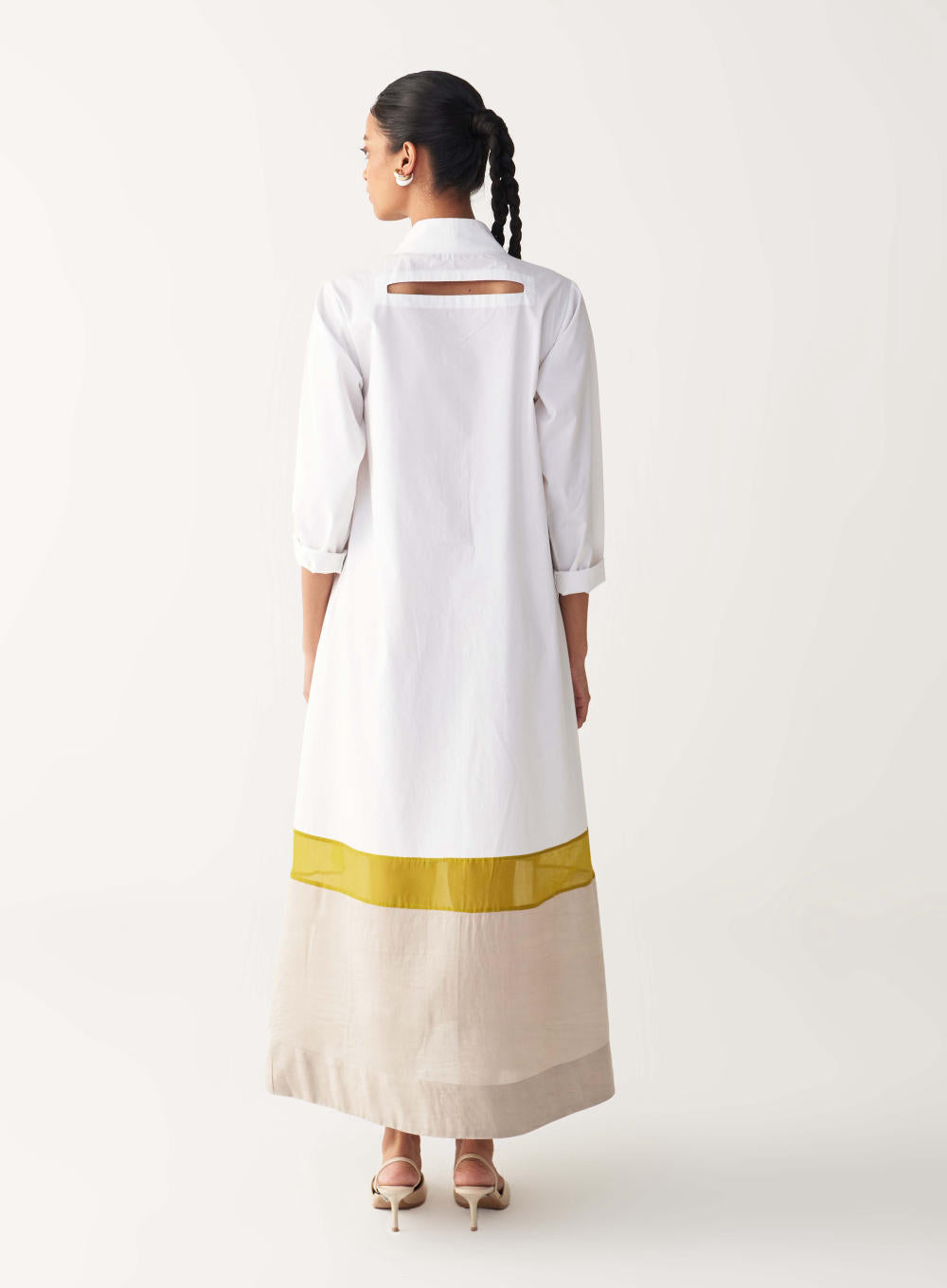 TURTLE NECK DRESS-WHITE