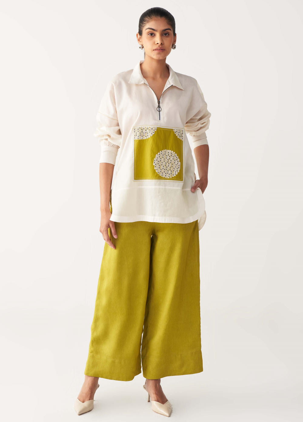 EMB. PATCH U HEM TOP CO-ORD-IVORY & LIME