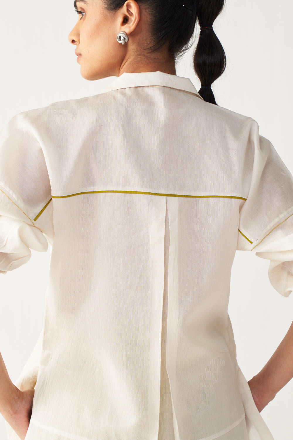EMB. PATCH U HEM TOP CO-ORD-IVORY & LIME