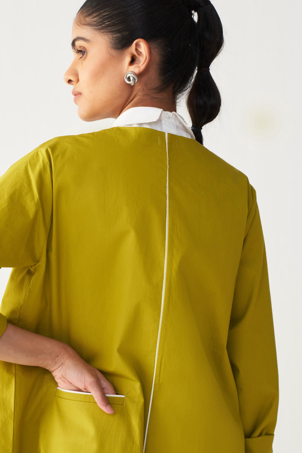INFINITY EMB. JACKET -LIME