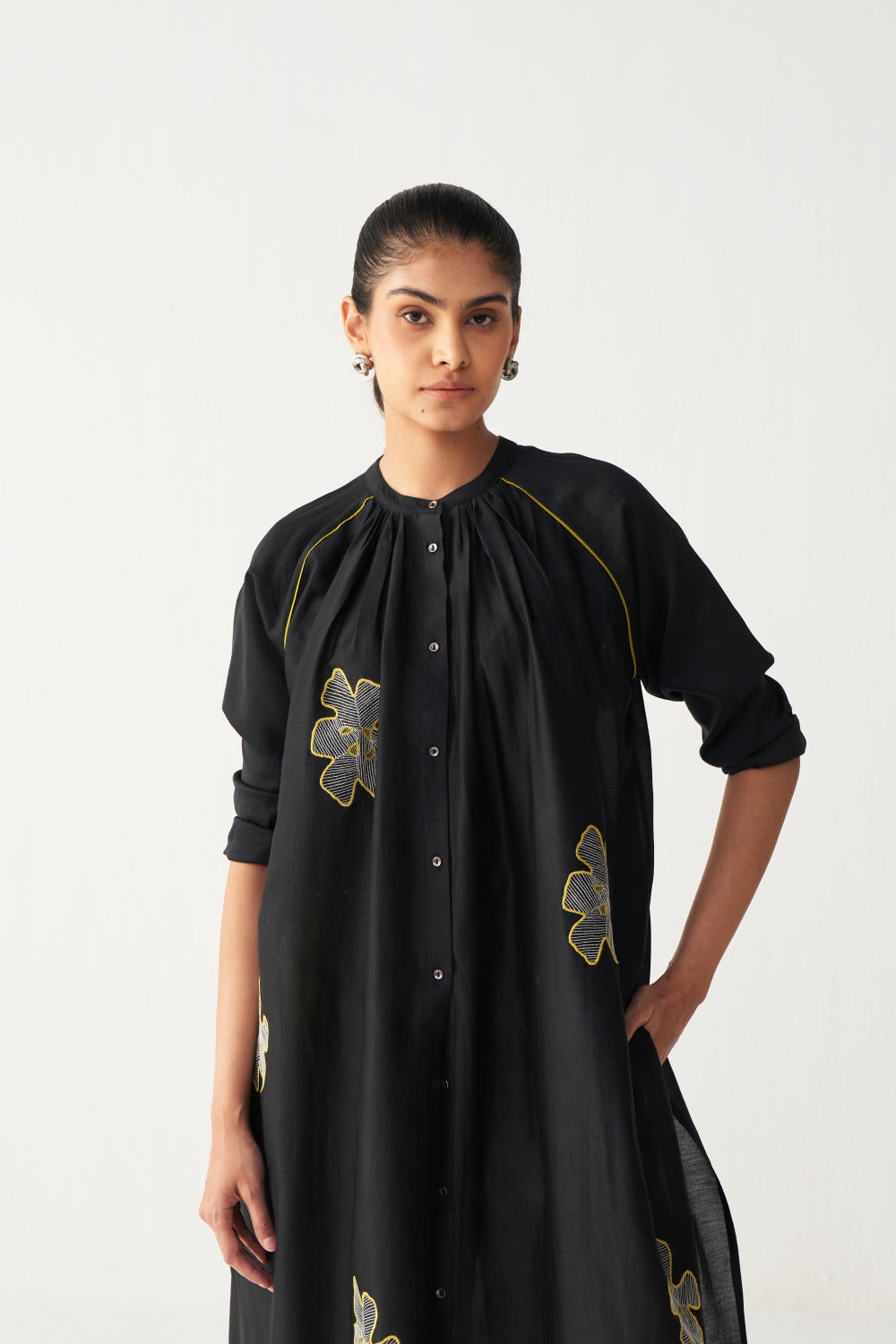 FLORAL EMB. GATHER NECK SHIRT-BLACK