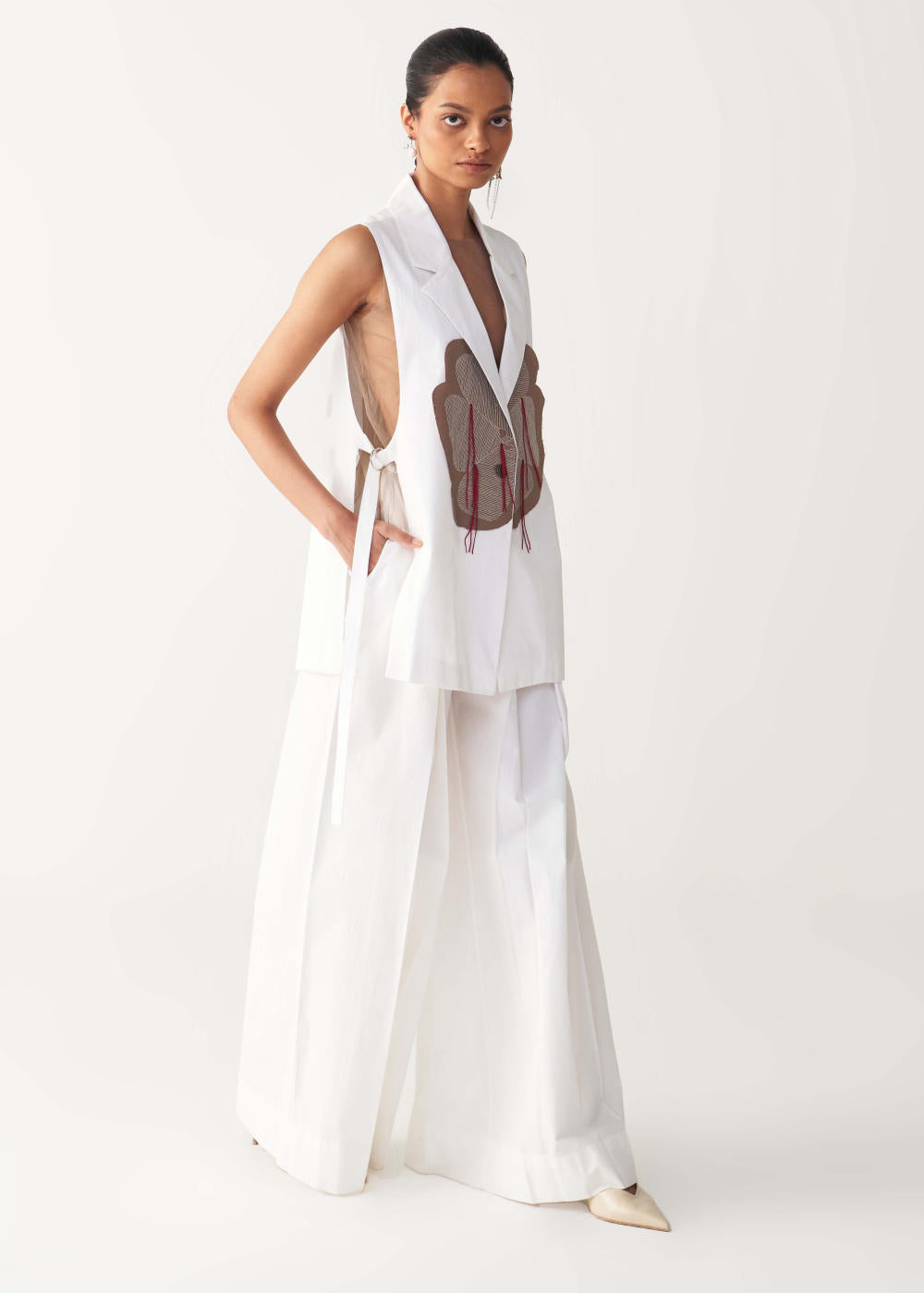 FLORAL FRINGE WAIST COAT-WHITE